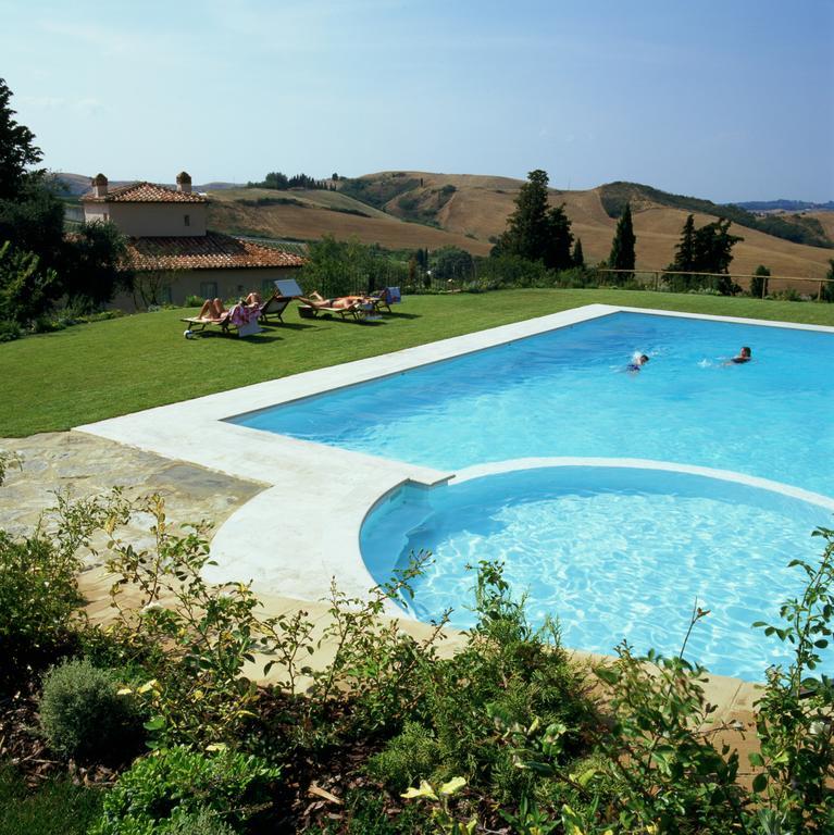 Hotel Borgo Della Meliana Gambassi Terme Habitación foto